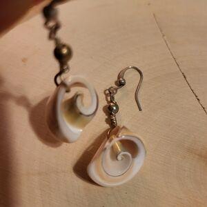 Elegant White Shell Earrings